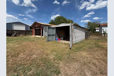 207 Crockett Street, Martindale, TX 78655 - Photo 27