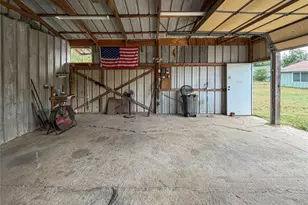 207 Crockett St, Martindale, TX 78655 - Photo 19