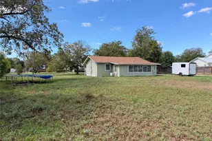 207 Crockett St, Martindale, TX 78655 - Photo 29