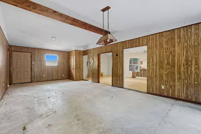 2405 Grace Street, Taylor, TX 76574 - Photo 9