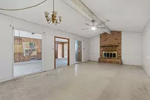 2405 Grace St, Taylor, TX 76574 - Photo 3