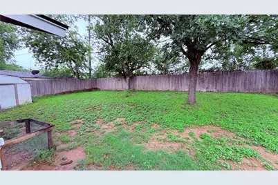 8404 Maine Drive, Austin, TX 78758 - Photo 27