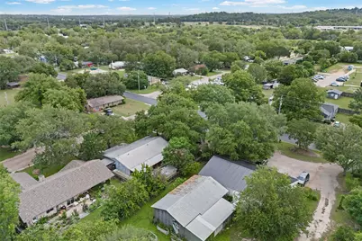 609 Laurel Street, Bastrop, TX 78602 - Photo 31