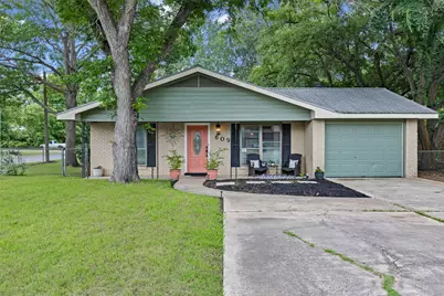 609 Laurel Street, Bastrop, TX 78602 - Photo 3
