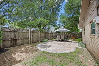 609 Laurel Street, Bastrop, TX 78602 - Photo 23