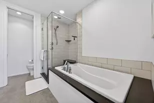 2301 S 5th St, Austin, TX 78704 - Photo 21