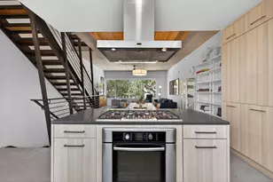 2301 S 5th St, Austin, TX 78704 - Photo 11