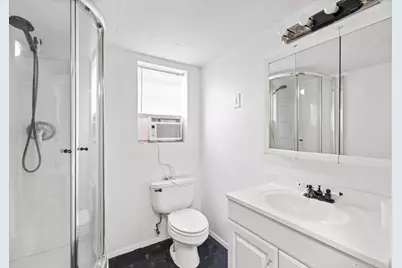 805 N Magnolia Avenue, Luling, TX 78648 - Photo 9
