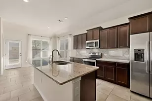 102 Plantain Dr, Hutto, TX 78634 - Photo 11