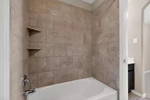 102 Plantain Dr, Hutto, TX 78634 - Photo 25