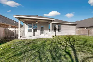 102 Plantain Dr, Hutto, TX 78634 - Photo 33