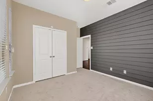 102 Plantain Dr, Hutto, TX 78634 - Photo 5