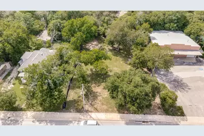 1412 W Hopkins Street, San Marcos, TX 78666 - Photo 3
