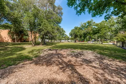 1412 W Hopkins Street, San Marcos, TX 78666 - Photo 7