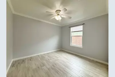 6915 Villita Avenida Street, Austin, TX 78741 - Photo 11