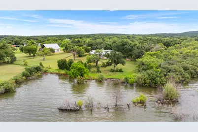131 Blue Bird Lane, Tow, TX 78672 - Photo 5