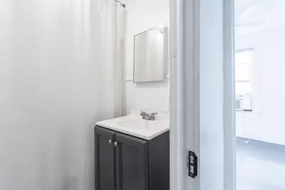 57 Chalmers Avenue, Austin, TX 78702 - Photo 9