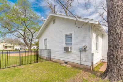 57 Chalmers Avenue, Austin, TX 78702 - Photo 17