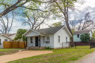 57 Chalmers Ave, Austin, TX 78702 - Photo 3