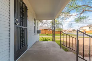 57 Chalmers Ave, Austin, TX 78702 - Photo 5