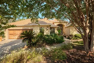 5612 Bonnell Vista St, Austin, TX 78731 - Photo 1