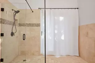 5612 Bonnell Vista St, Austin, TX 78731 - Photo 19