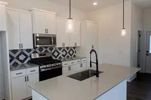 1212 Lily Terrace, Austin, TX 78741 - Photo 9
