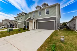 7706 Poppy Petal Loop, Del Valle, TX 78617 - Photo 3