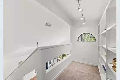 6702 Cat Creek Trail, Austin, TX 78731 - Photo 17