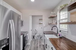 409 Talley St, Taylor, TX 76574 - Photo 11