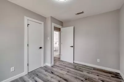 409 Talley Street, Taylor, TX 76574 - Photo 21