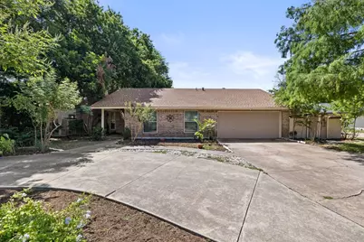 9513 Braeburn Glen, Austin, TX 78729 - Photo 3