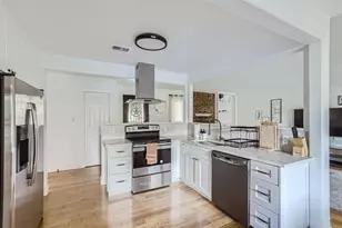 9513 Braeburn Glen, Austin, TX 78729 - Photo 7