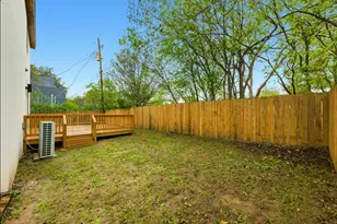 802 Philco Dr, Austin, TX 78745 - Photo 29