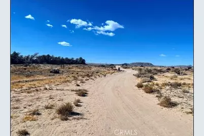 38898 Valley Center Road, Out of State, CA 92365 - Photo 23