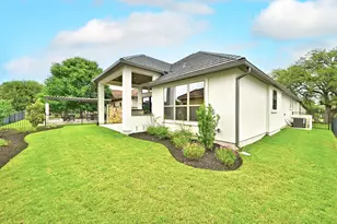 205 Indigo Ln, Georgetown, TX 78628 - Photo 5