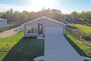 151 Kawainui Ln, Bastrop, TX 78602 - Photo 1