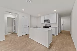 422 Low Pasture Trl, San Marcos, TX 78666 - Photo 7