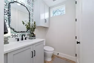 2004 Chestnut Ave, Austin, TX 78722 - Photo 17