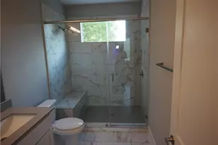 6913 Providence Ave, Austin, TX 78752 - Photo 23