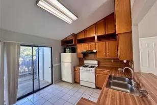 1411 Gracy Farms Ln, Austin, TX 78758 - Photo 5