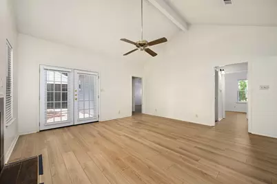 1208 S Church Street, Georgetown, TX 78626 - Photo 13