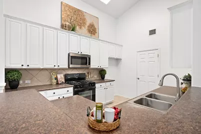 10713 Chippenhook Court, Austin, TX 78748 - Photo 11