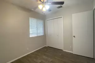 10700 Topperwein Dr, Austin, TX 78758 - Photo 13