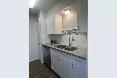 10700 Topperwein Drive #B, Austin, TX 78758 - Photo 5