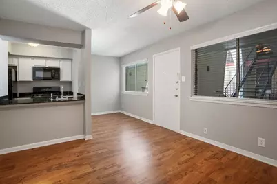 2810 Salado Street #115, Austin, TX 78705 - Photo 3