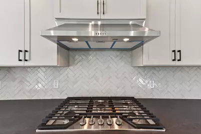 1242 Robin Trail, Round Rock, TX 78681 - Photo 7