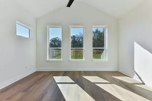 1242 Robin Trail, Round Rock, TX 78681 - Photo 15