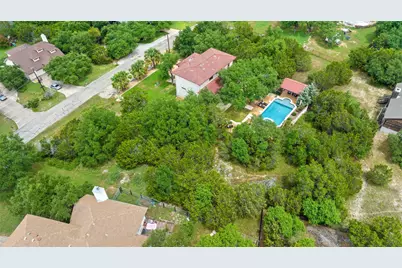 109 Cowal Drive N, Spicewood, TX 78669 - Photo 9