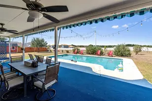 8010 County Road 110 Rd, Round Rock, TX 78665 - Photo 15